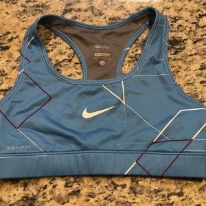 NIKE sports bra